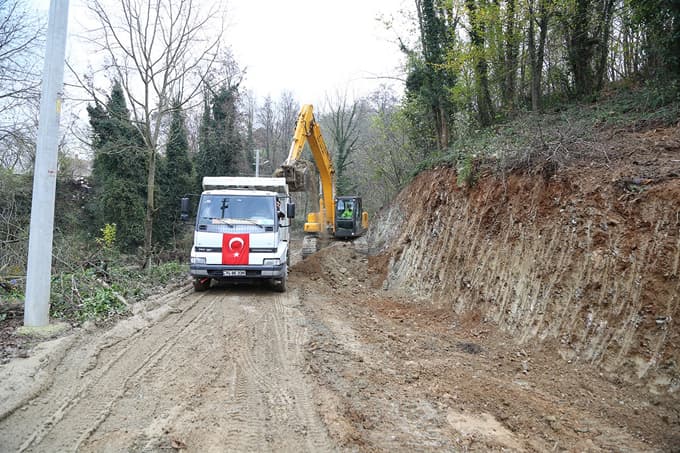 Sapanca'da yeni yollar açılıyor