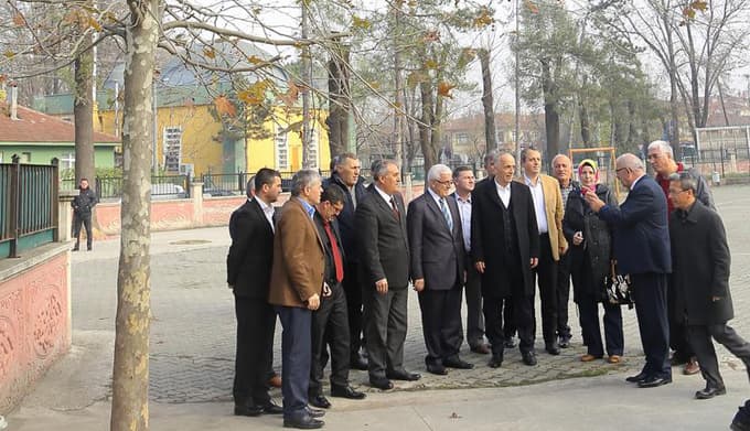 Atalay, öğretmen ve öğrencilerle sohbet etti