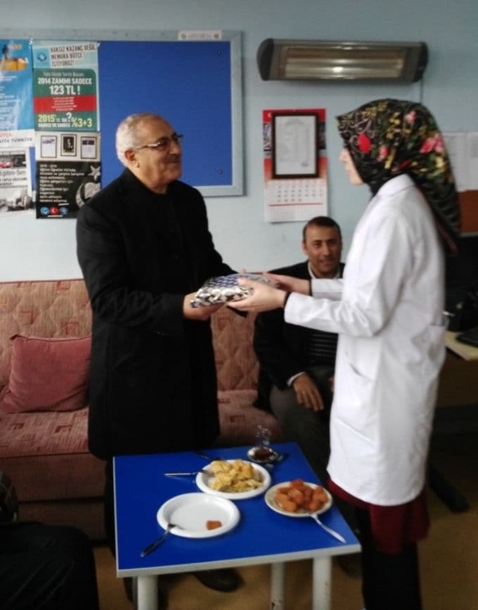 Tecrübelerini genç öğretmenlerle paylaştılar