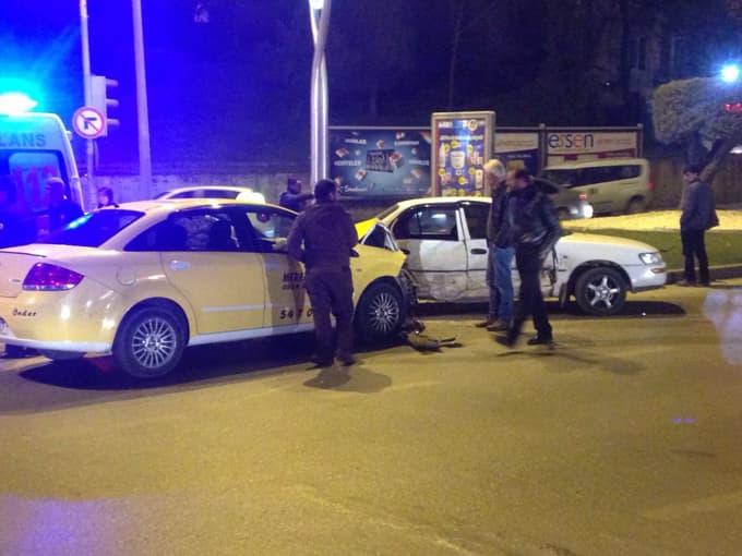 SSK kavşağında gece bu kaza oldu