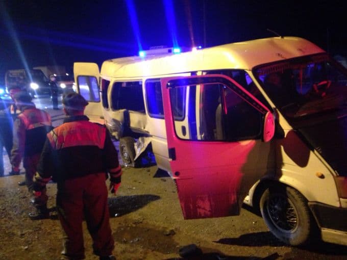 Yollar kan gölüne döndü