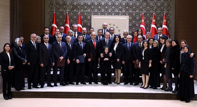 Geyve'li profesöre büyük ödül