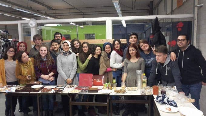 Sakaryalı öğrenciler, Hollandalılara ülkemizi tanıttı