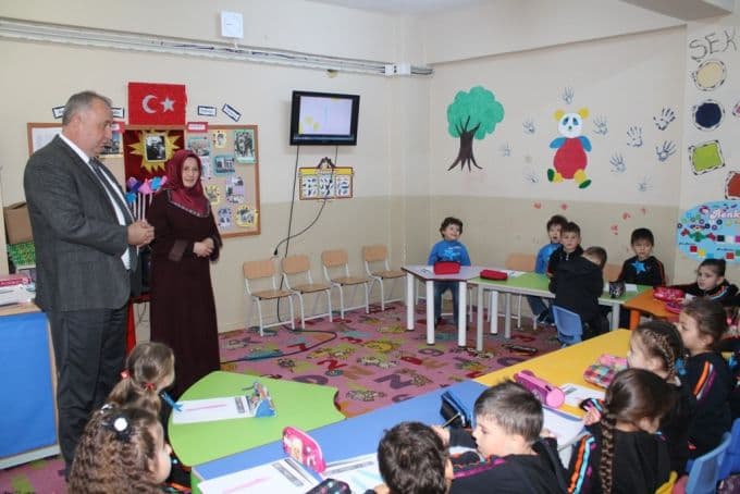 Anasınıfı öğrencilerine Kur'an-ı Kerim eğitimi