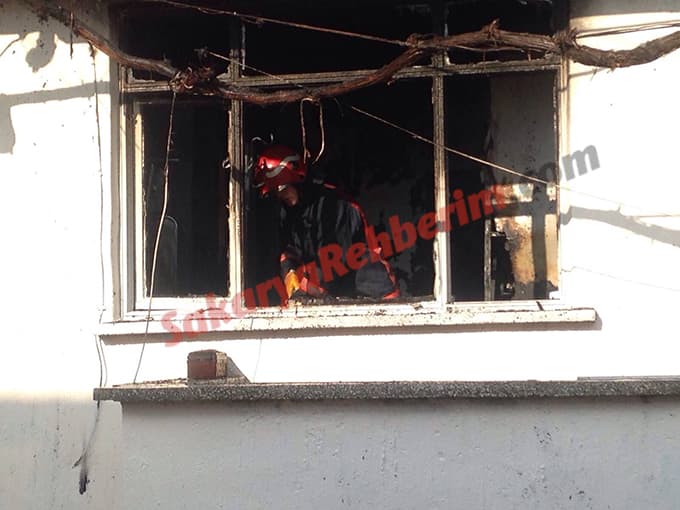 Serdivan'da korkutan yangın 