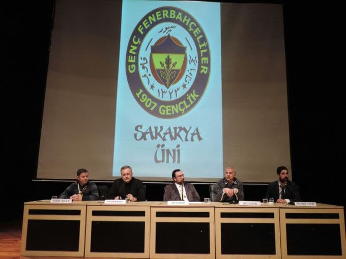 Oğuz Çetin, SAÜ'lü öğrencilerle buluştu