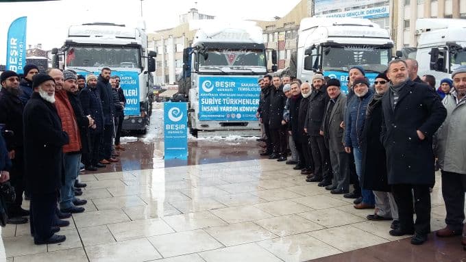Yardım tırları dualarla uğurlandı
