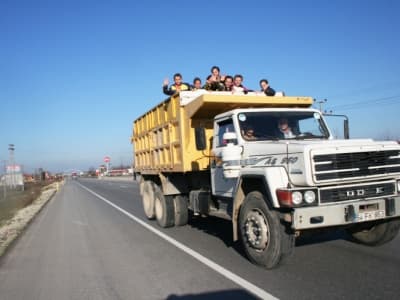 Kamyonda Tehlikeli Yolculuk