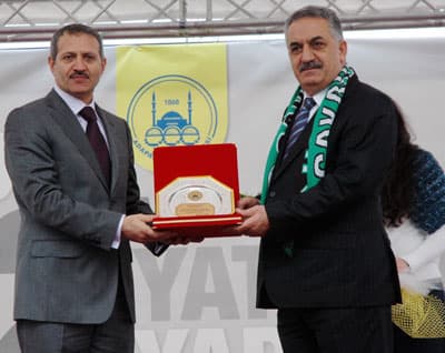 İdeal Kent'i Gezen Bakan Yazıcı, Evleri Çok Beğendi