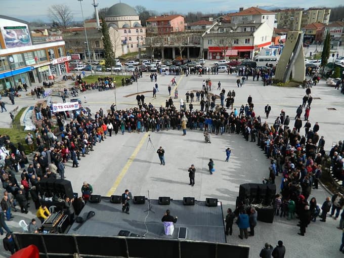 Hamsi Festivali Arifiye Meydanı'nda gerçekleştirildi