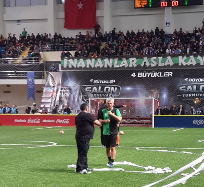 4 Büyük Veteranlarla Sakaryaspor Efsaneleri karşılaştı