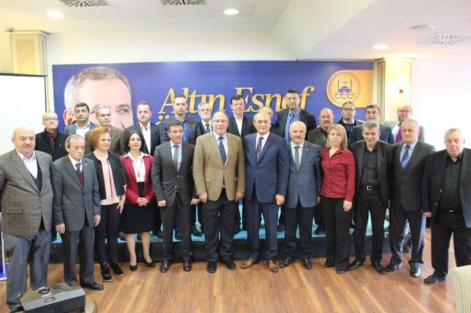 Beylik Kebap "Yılın Altın Esnafı" ödülünü kazandı