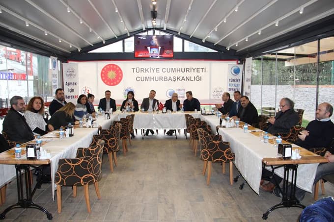 Beyazay Derneği toplantısı Sakarya'da gerçekleşti