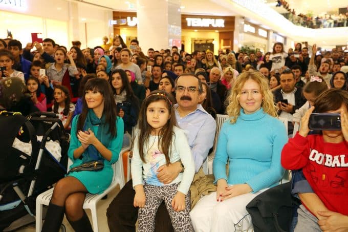 Sakarya'da Merve Özbey coşkusu