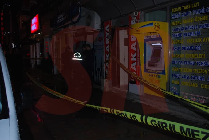 Ankara Caddesi'nde kanlı baskın!
