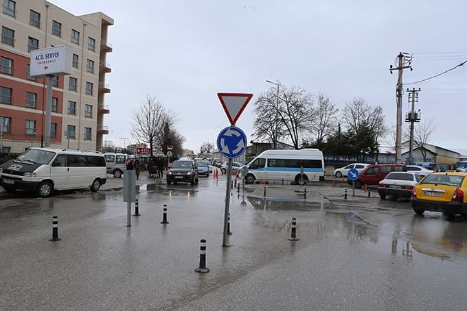 SEAH'da ulaşıma neşter vuruldu