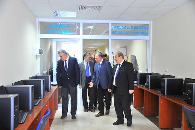 Yeni Laboratuvar Hizmete Açıldı