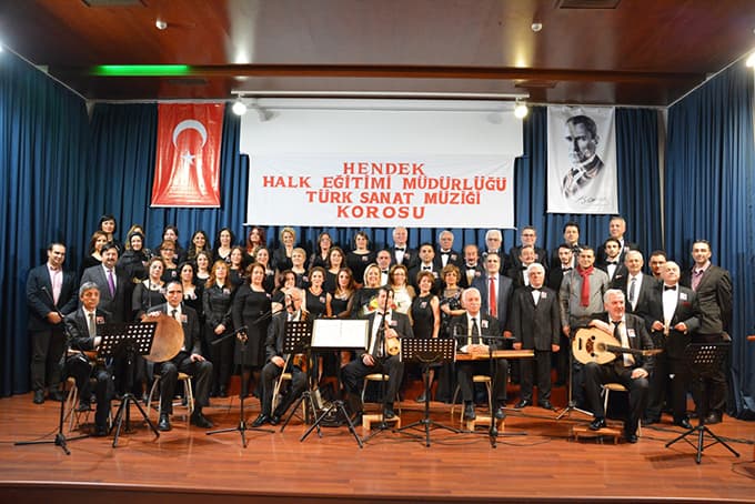 Hendek'te Muhteşem Türk Sanat Müziği Konseri 