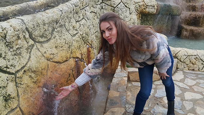 Dünyaca ünlü şarkıcı Otilia, Taraklı'da
