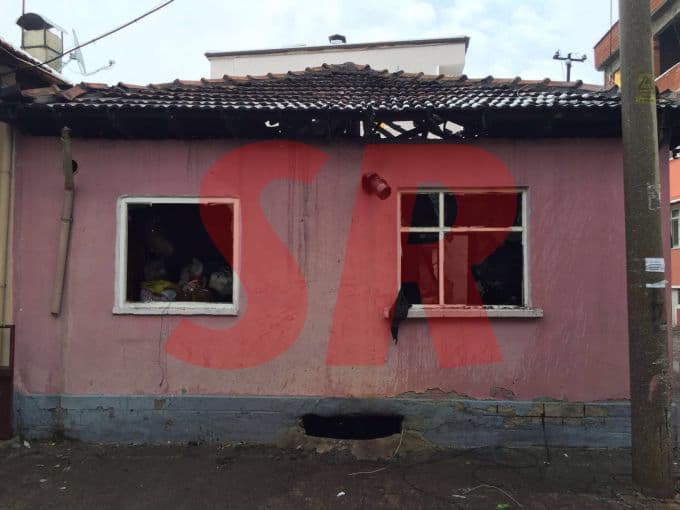 Tek katlı ev alevlere teslim