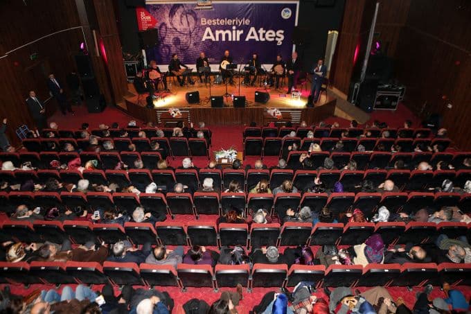 Orhangazi Kültür Merkezi'nde unutulmaz gece