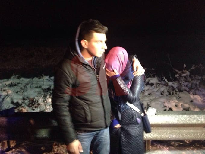 Akyazı midibüsü devrildi yolcu kız hıçkırıklara boğuldu