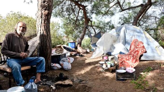Depremden kaçtı, 16 yıl ormanda yaşadı