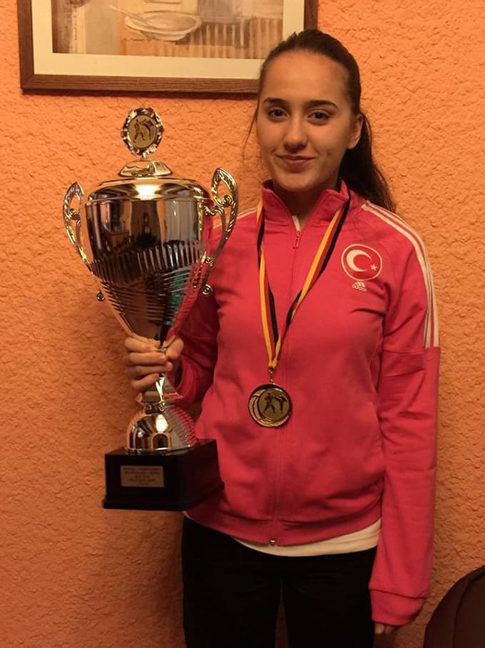 Büyükşehir Karete Takımı turnuvaları başarı ile tamamladı