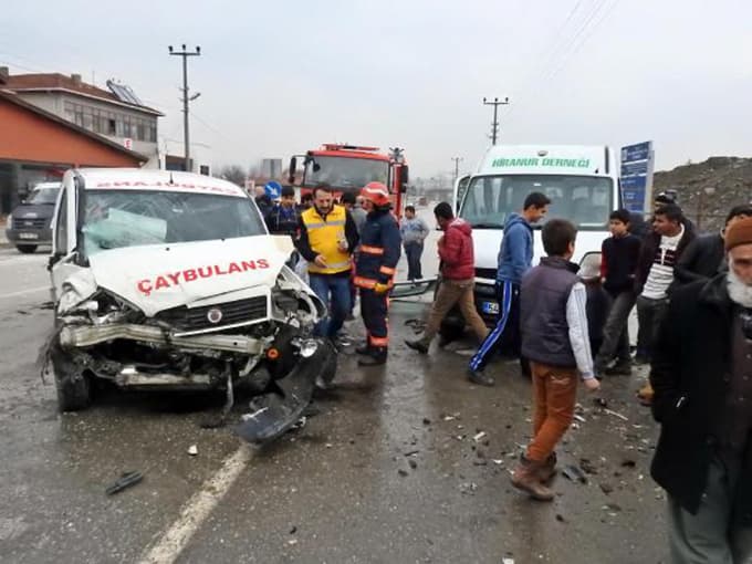 Sapanca'da kaza 7 yaralı