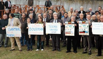 Acarlar Longozu'nda Termik Santral Eylemi