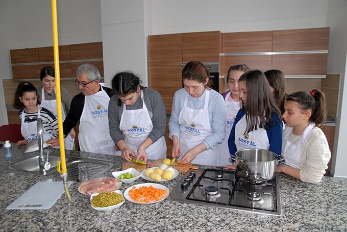 2,5 Yılda 33 Bin 500 Kişiye Hizmet