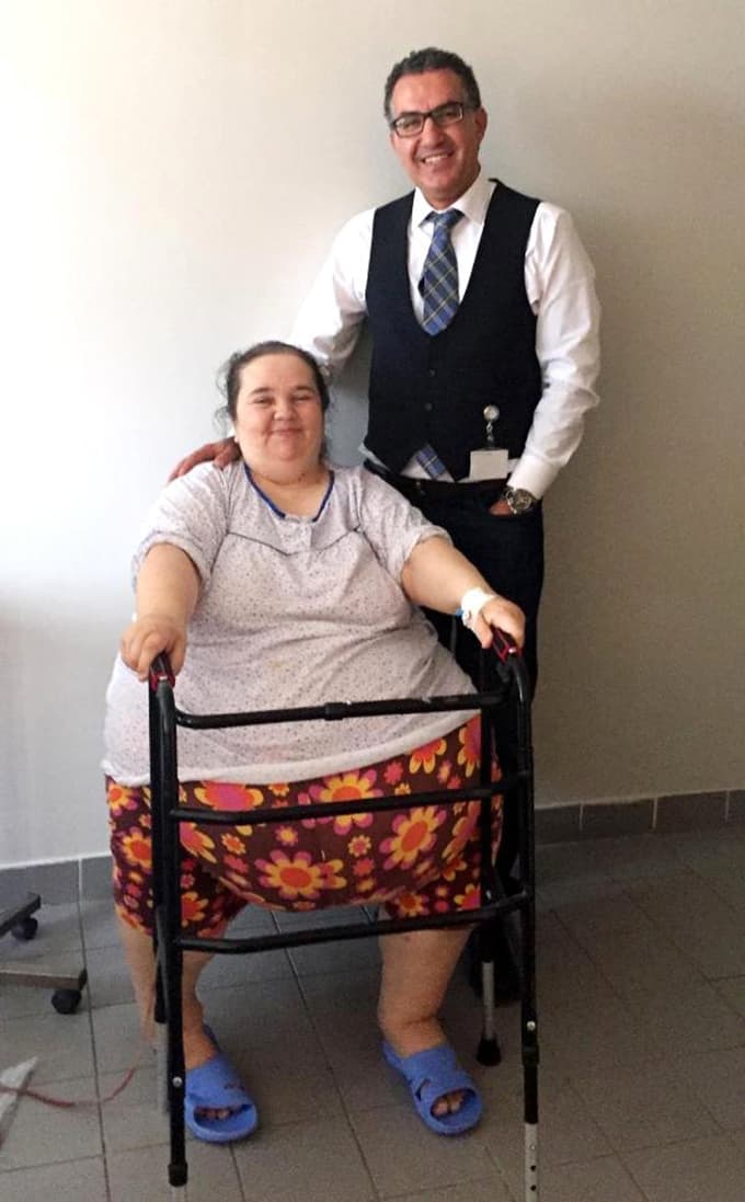 1 yılda 100 kilo verdi