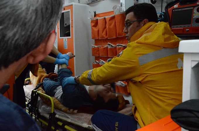 Evde uyuşturucu alemi kötü bitti