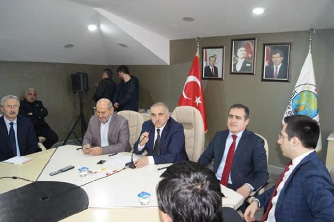 "Hendek değil 'Çukur' olarak belirtin"