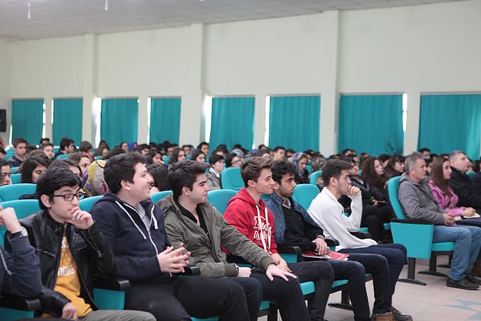 Yazar Sadık Yalsızuçanlar Yaman Dede'yi anlattı