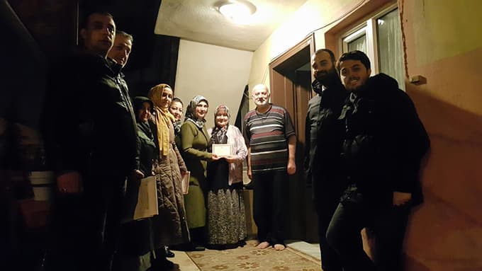 Ak Parti Adapazarı üye kayıtlarını güncellemeye devam ediyor