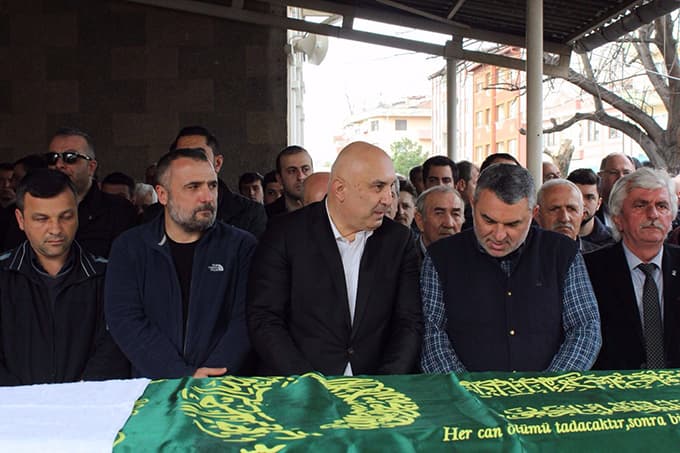 Kazada yaralanan genç yaşam mücadelesini kaybetti