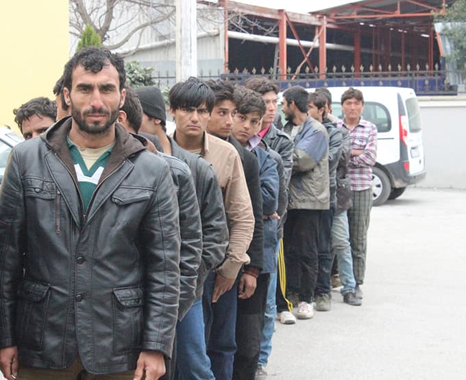 73 kaçağın umut yolculuğu Sakarya'da son buldu