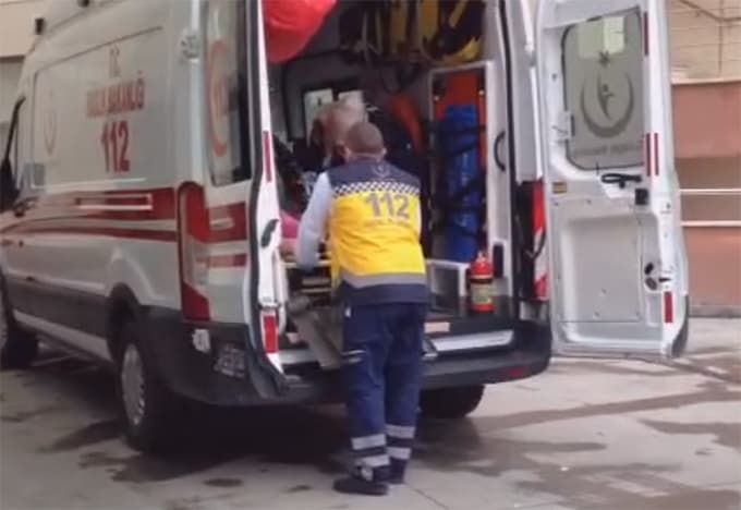 2'si çocuk 4 kişi soba gazından zehirlendi
