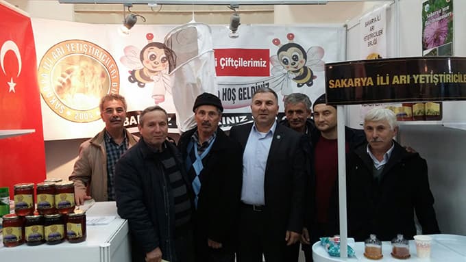 Sakaryalı arıcılar fuara katıldı