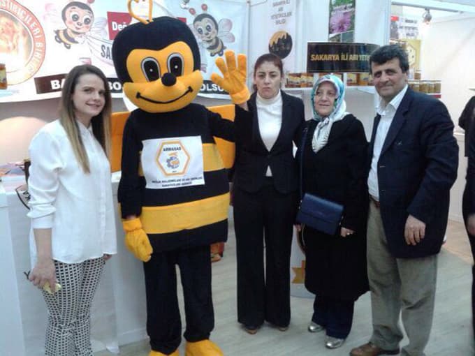 Sakaryalı arıcılar fuara katıldı