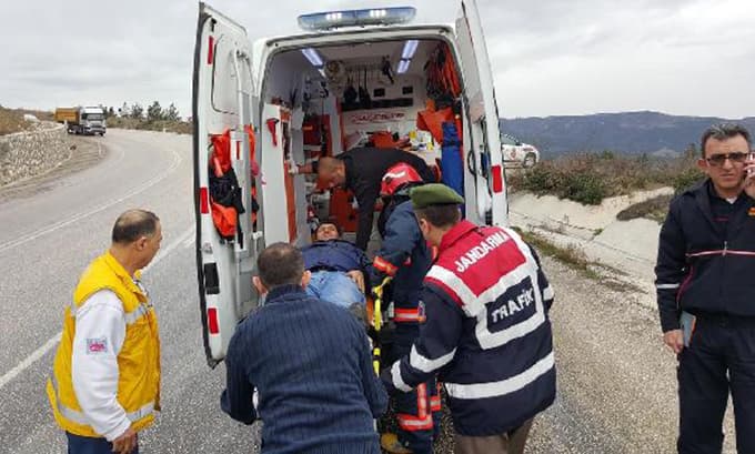Pamukova'da iki TIR çarpıştı: 1 yaralı
