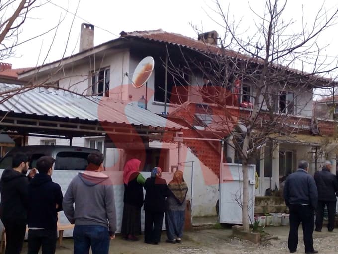 Felçli üç çocuk annesi yangında can verdi