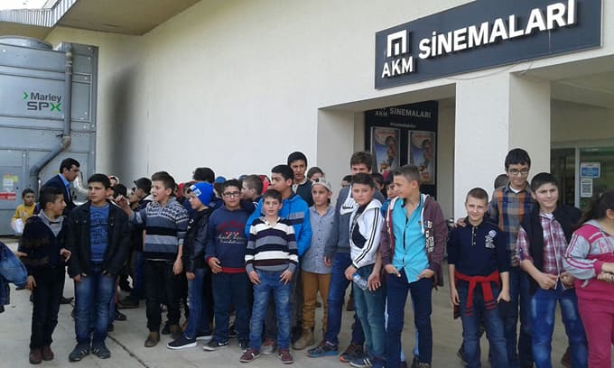 'Haydi çocuklar sinemaya'