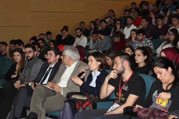 SAÜ'de girişim hikayeleri anlatıldı