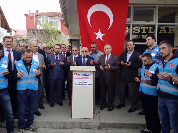 Bayır-Bucak Türkmenleri'ne 2 yardım tırı daha gönderildi
