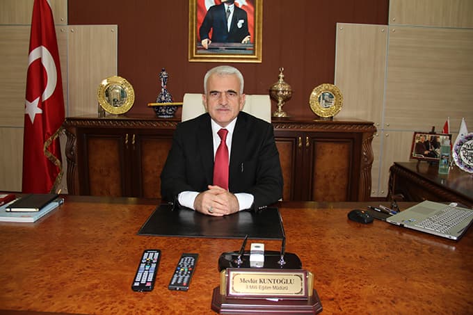 Kuntoğlu'ndan YGS mesajı
