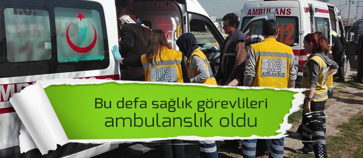 Göreve giden ambulans kaza yaptı
