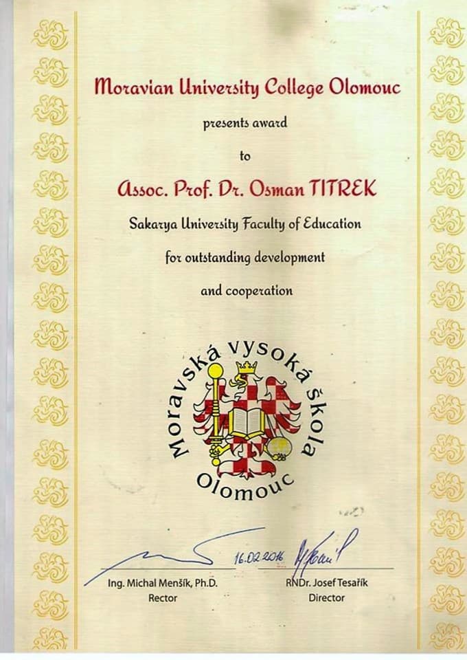 SAÜ Öğrenim Üyesi Doç. Dr. Osman Titrek'e ödül
