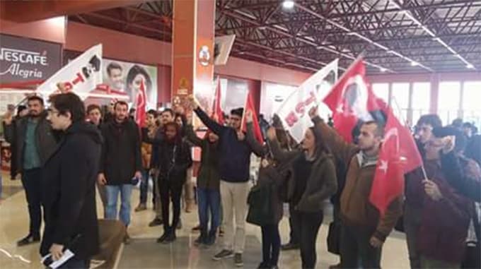 Sakarya Üniversitesi teröre karşı tek yürek